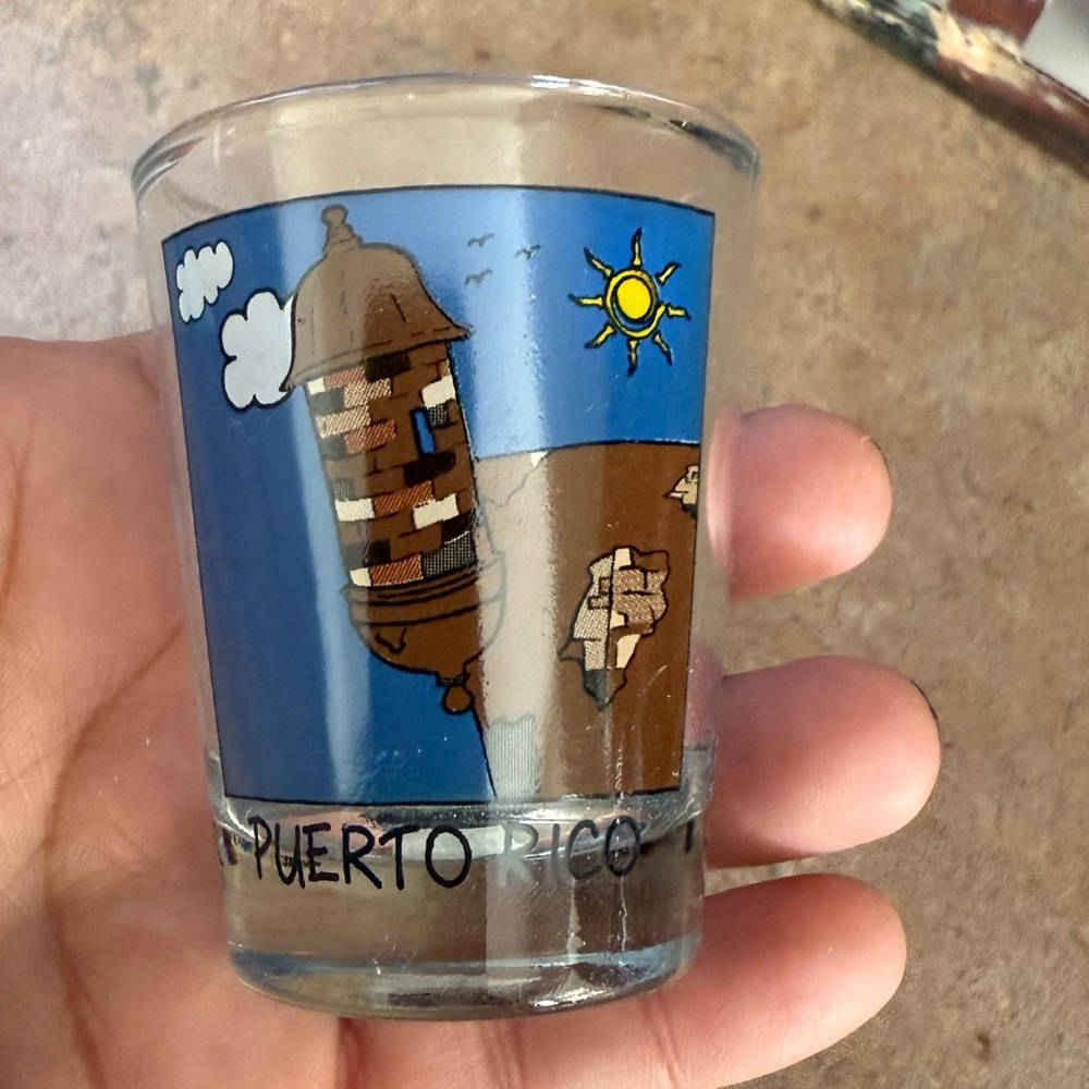 Puerto Rico 🇵🇷 Shot Glass Set - Picture 5 of 6